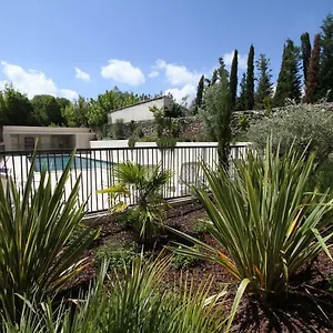 alpilles-villa-serena.fr-provencehotel.com/