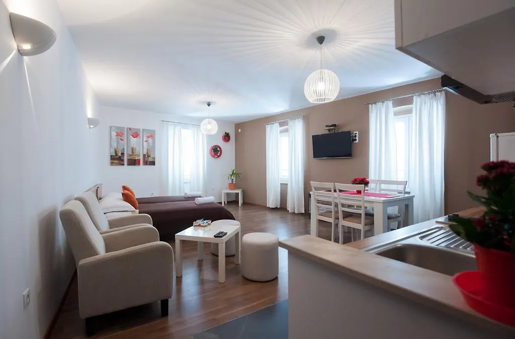 Rooms & Apartments 72 Zadar