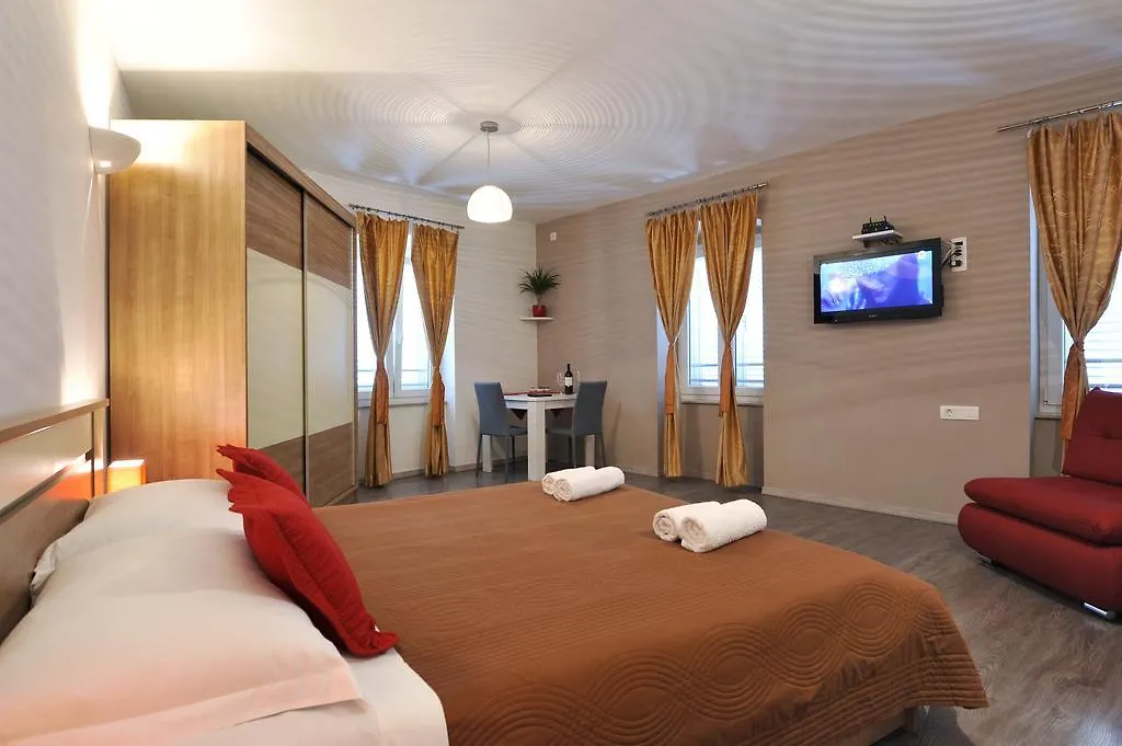 Rooms & Apartments 72 Zadar Kroatien