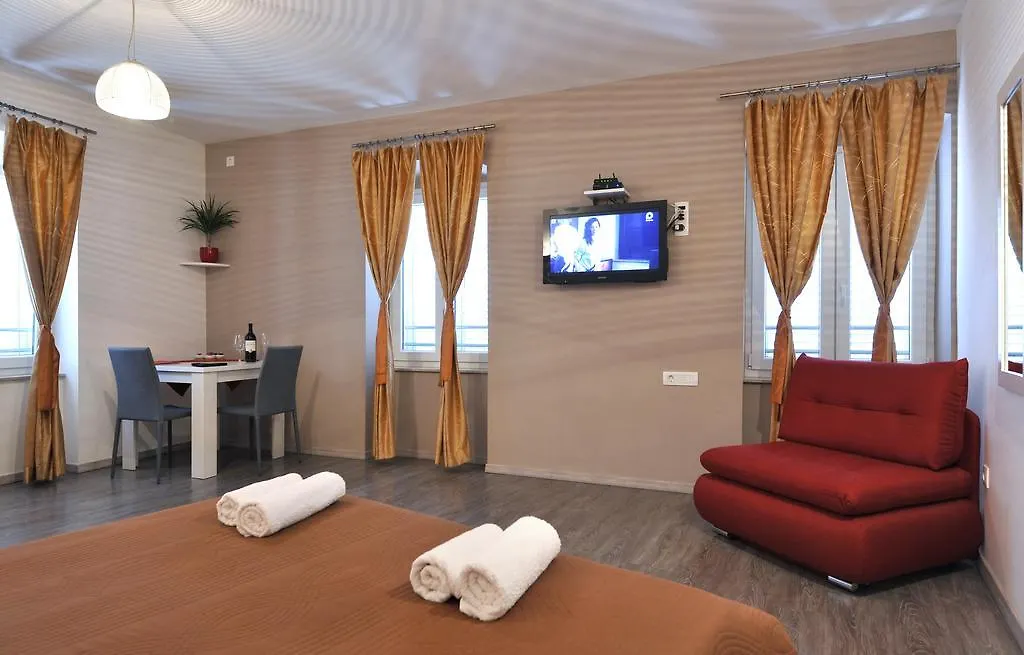 Rooms & Apartments 72 Zadar Kroatien